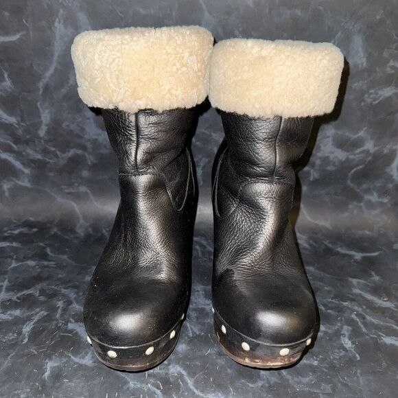 UGG Carnegie Black Nubuck Leather Wooden Wedge Heel Boots Womens Size 6 - Picture 2 of 10